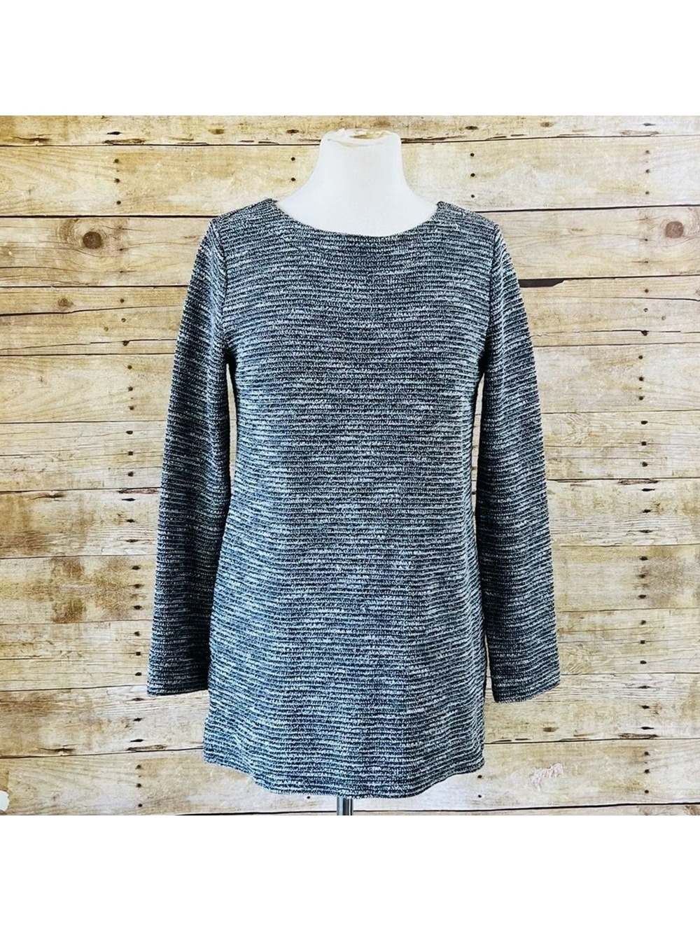 LOFT Women's Gray and White Textured Knit Long Sleeve Sweater Size Small